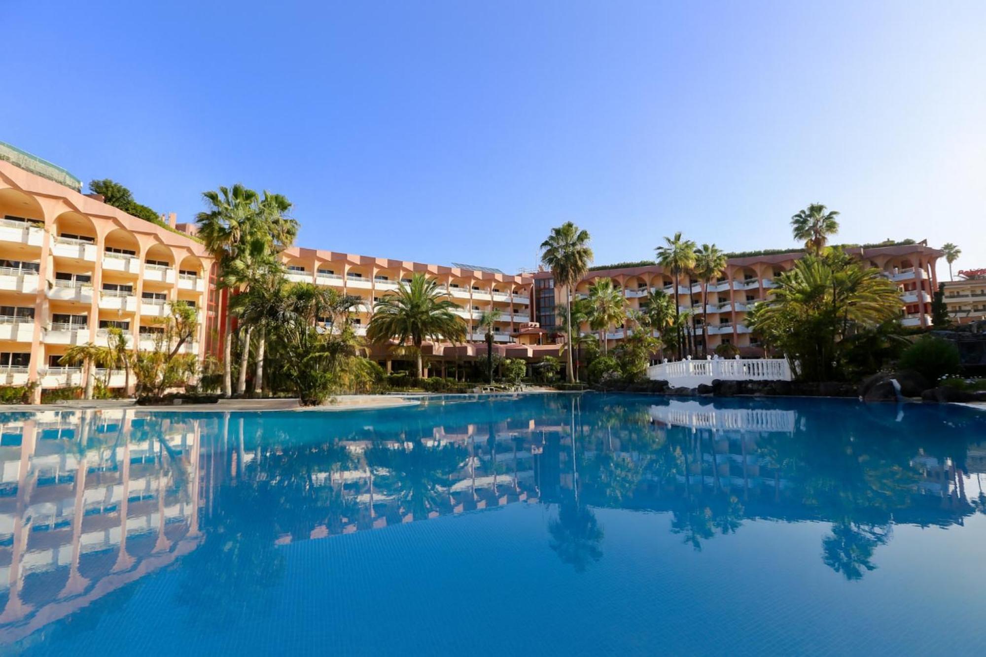 4 Hoteles Céntricos cerca de la Parroquia de Guadalupe que Vale la Pena Reservar
