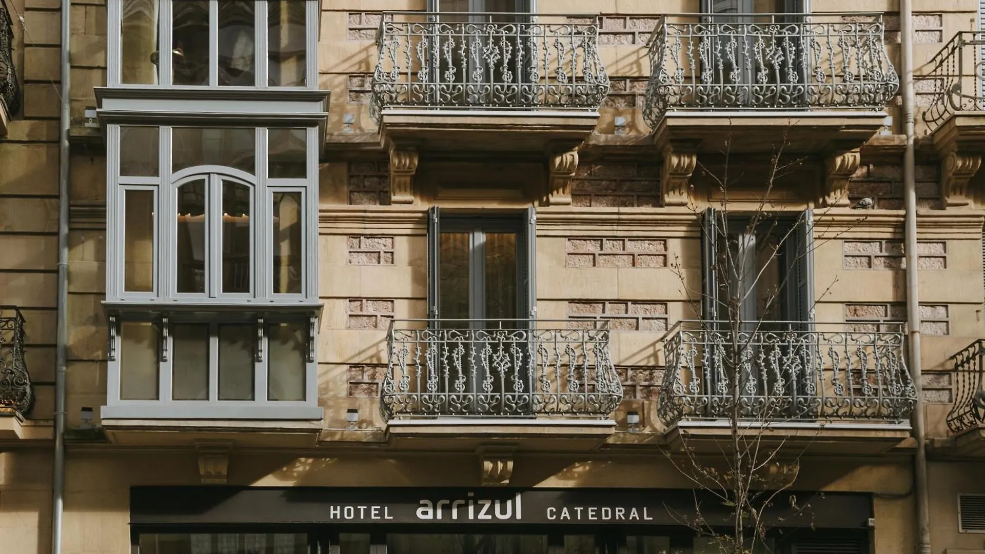 9 Hoteles Céntricos cerca de Magic Park San Sebastián