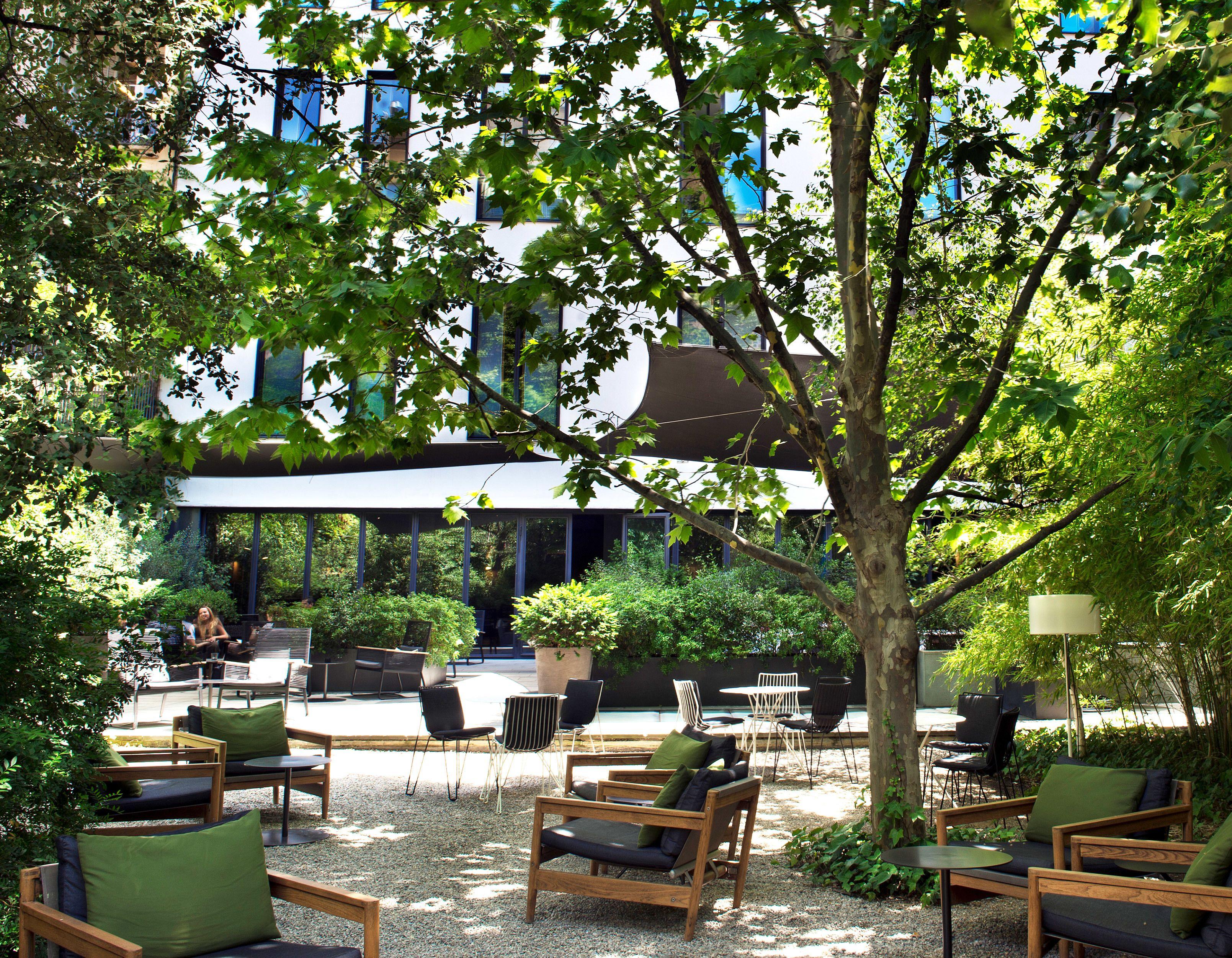 5 Hoteles con Piscina en Eixample: Comparativa Real
